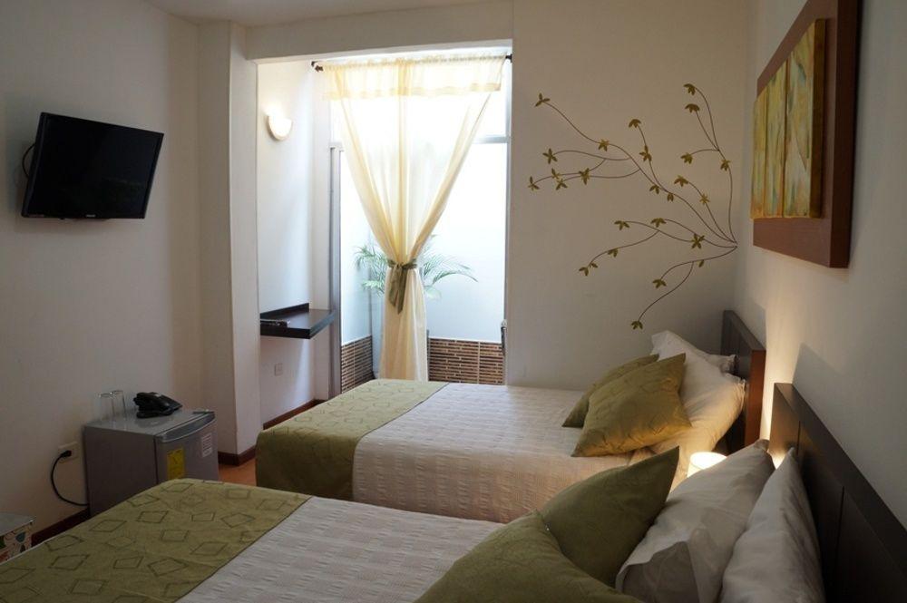 Hotel Volare Армения Экстерьер фото